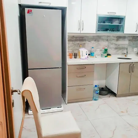 Cozy Flat With Garden West Of Κωνσταντινούπολη